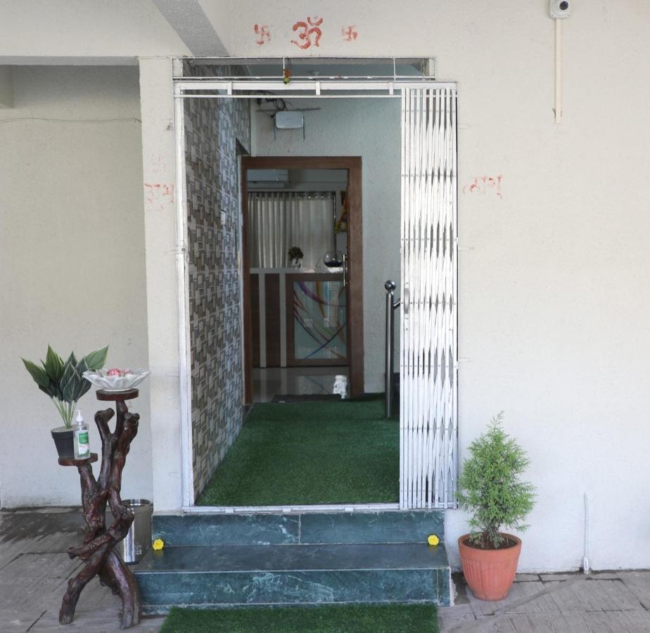 Hotel Satyam Residency Navi Mumbai Ngoại thất bức ảnh