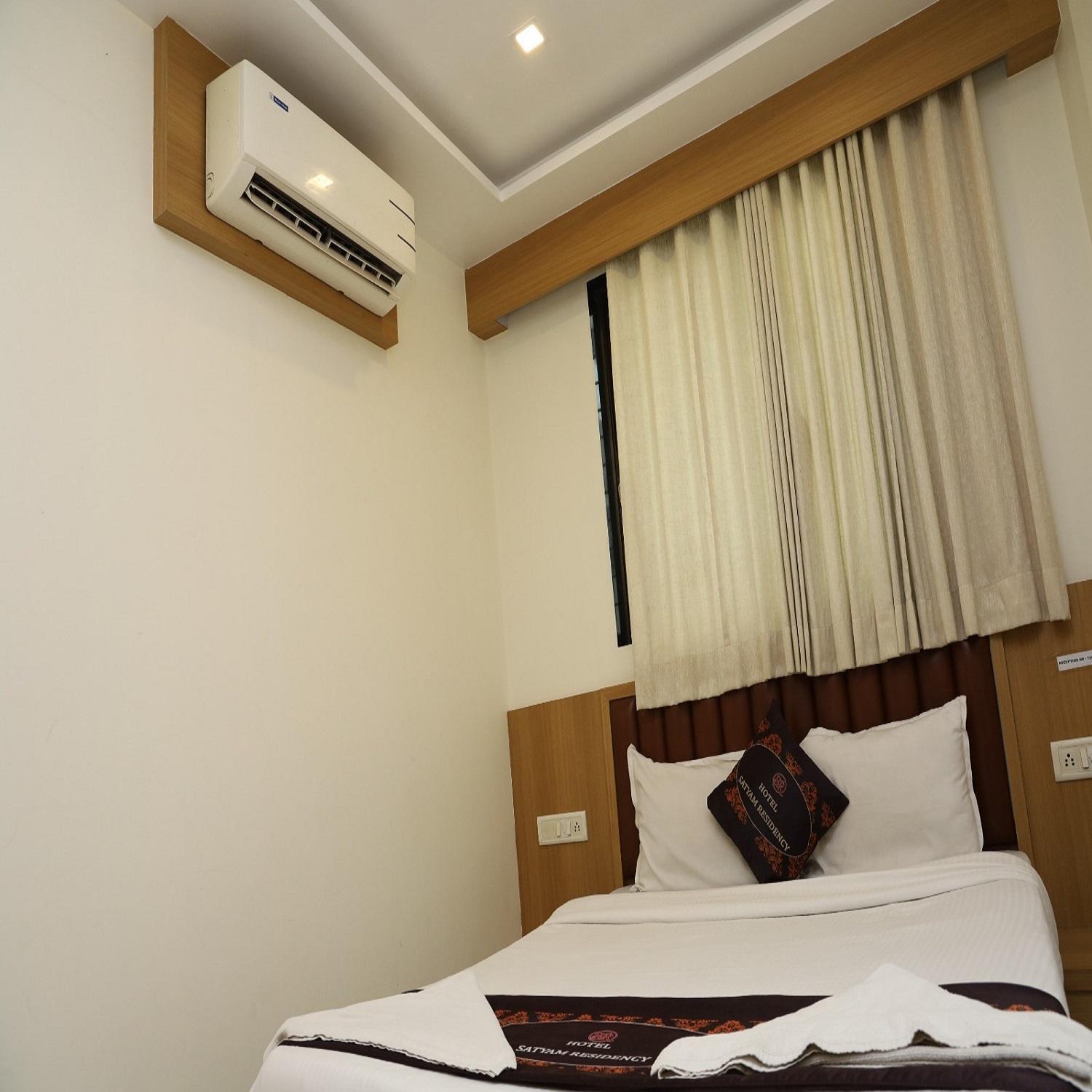Hotel Satyam Residency Navi Mumbai Ngoại thất bức ảnh
